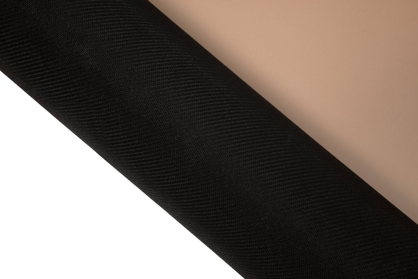 Yogamatte PUREFLOW PRO aus Naturkautschuk und kratzfestem PU-Leder in Schwarz und Beige mit rutschfester Struktur.