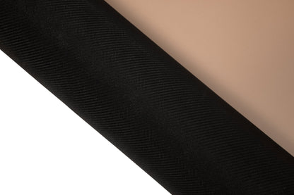 Yogamatte PUREFLOW PRO aus Naturkautschuk und kratzfestem PU-Leder in Schwarz und Beige mit rutschfester Struktur.
