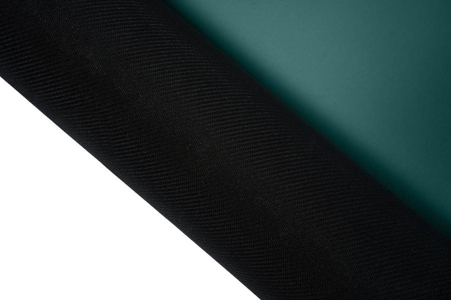 Rutschfeste Yogamatte PUREFLOW PRO aus Naturkautschuk und kratzfestem PU-Leder in Dunkelgrün und Schwarz.