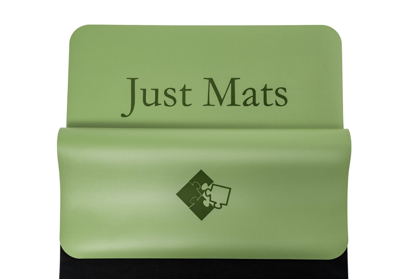 Minimalistische Yogamatte PUREFLOW PRO aus Naturkautschuk und PU-Leder in sanftem Grün, ideal für Haustierbesitzer.