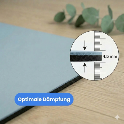 Yogamatte PUREFLOW PRO aus Naturkautschuk und PU-Leder mit 4,5 mm Dämpfung für optimalen Grip und Schweißabsorption.