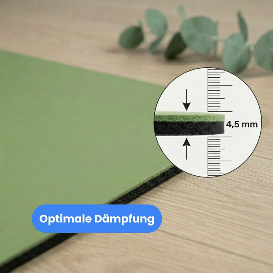 Yogamatte PUREFLOW PRO in Grün aus Naturkautschuk und PU-Leder mit 4,5 mm Dämpfung für optimalen Grip.