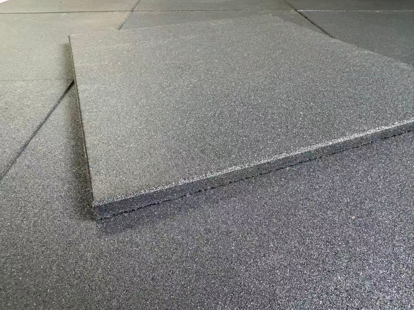 Bodenschutzmatte Pro | Dual-Layer-System | Fitness & Industrie