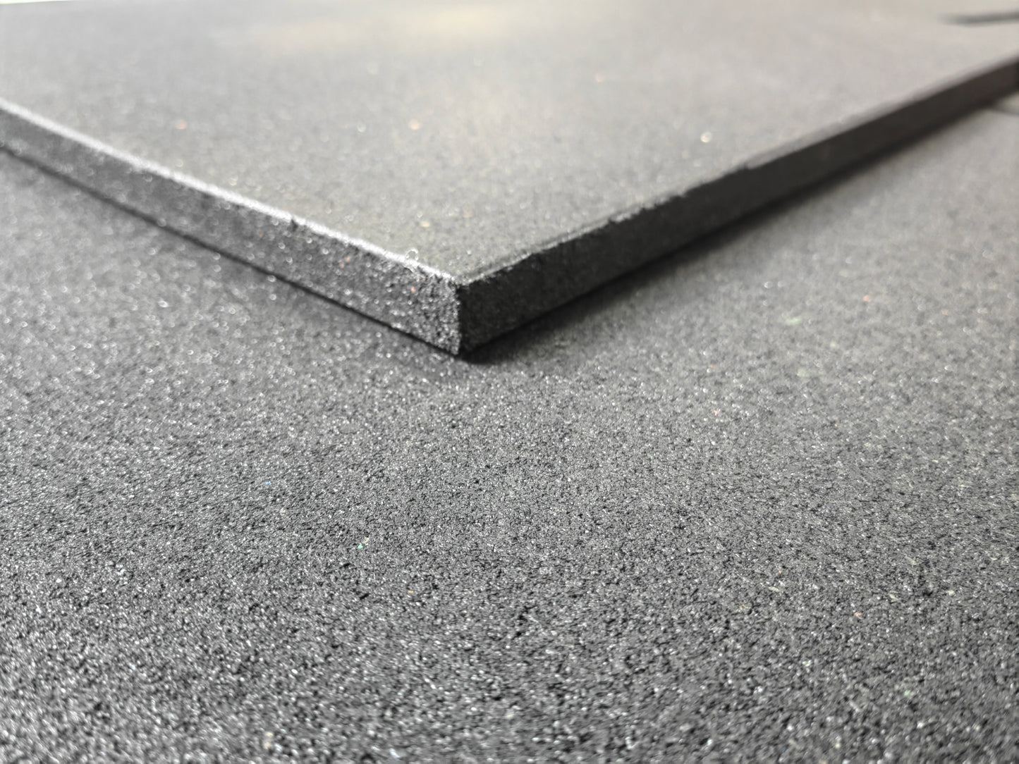 Bodenschutzmatte Pro | Dual-Layer-System | Fitness & Industrie