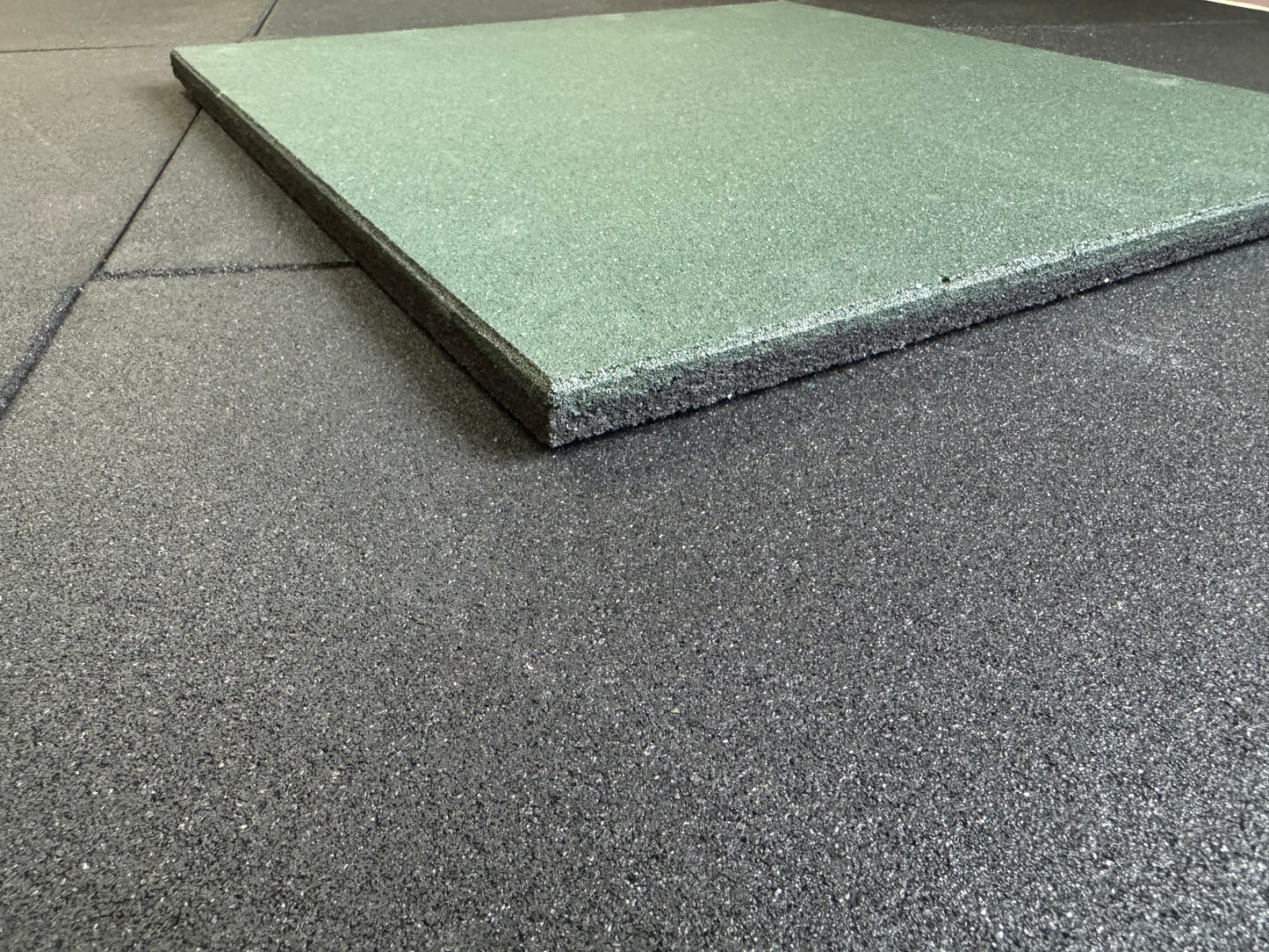 Bodenschutzmatte Pro | Dual-Layer-System | Fitness & Industrie